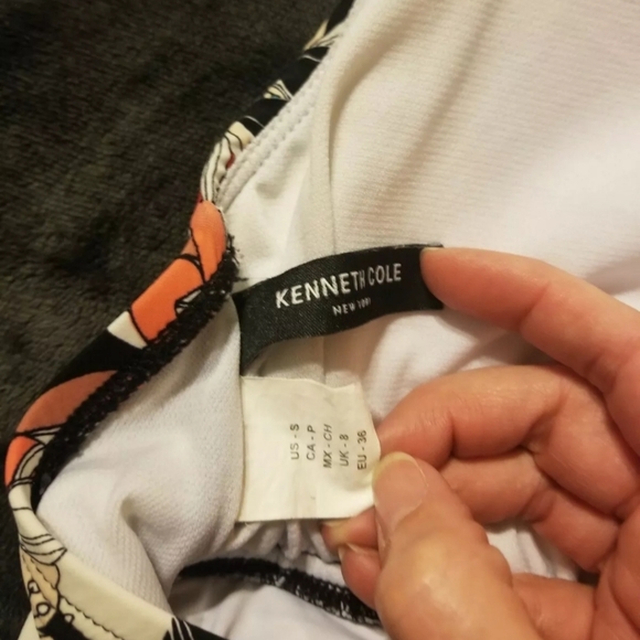 Kenneth Cole Swimsuit - Picture 4 of 4